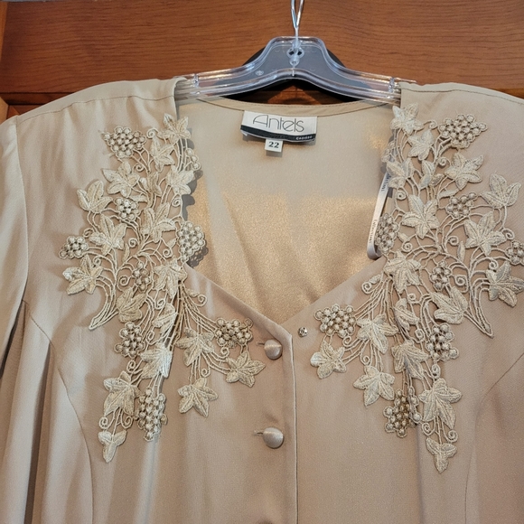 Antels long dress 22 - Picture 4 of 8